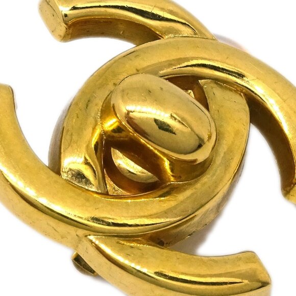 Chanel CC Turnlock Earrings Clip-On Gold Small 96P 163441 - Picture 2 of 4